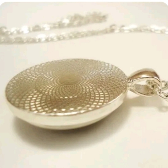 OM Symbol Cabochon Tibetan silver Glass Chain Pendant Necklace - Picture 4 of 5